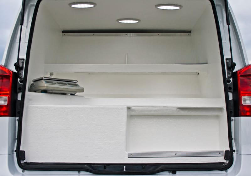 fish-van-serving-section